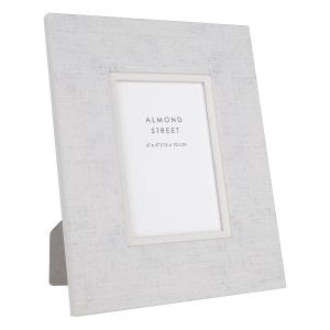 Oakham Photo Frame