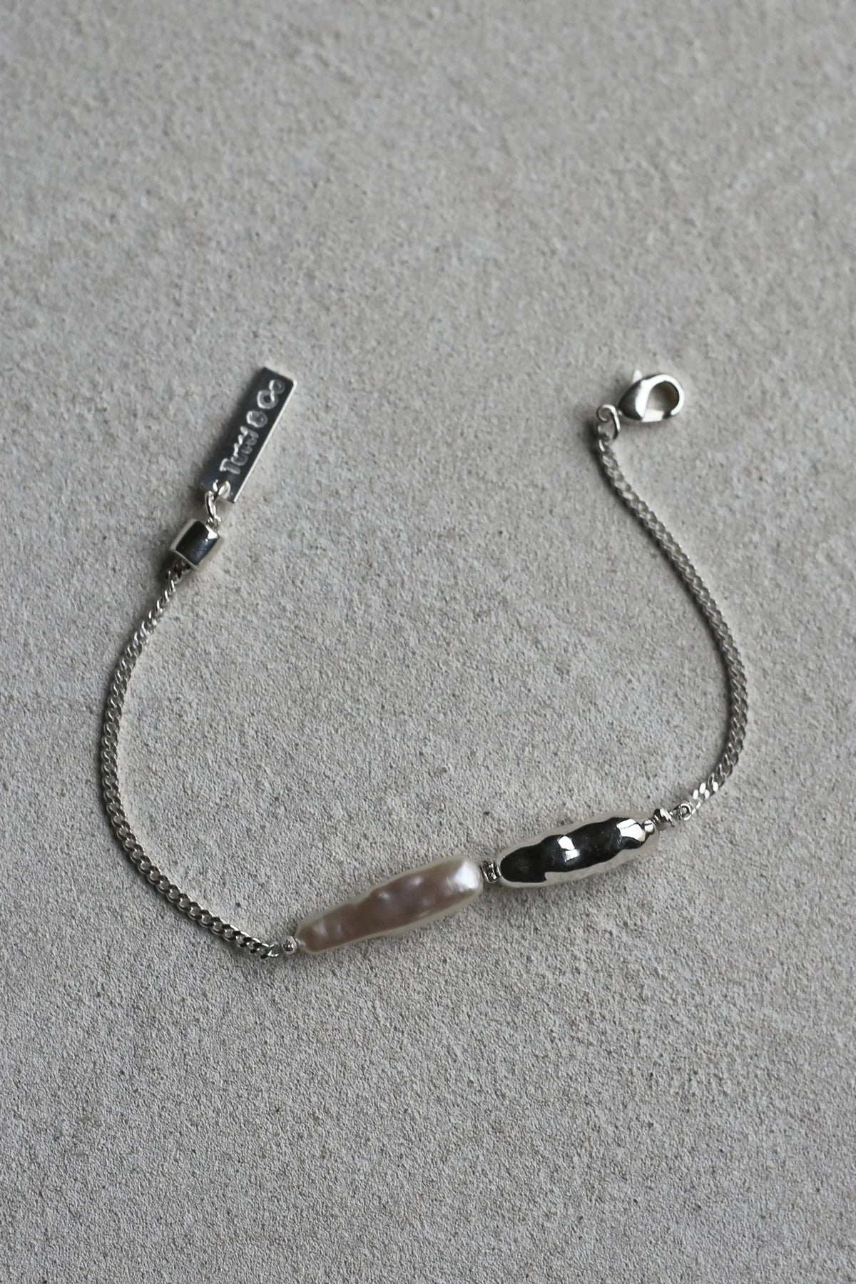 Lustre Pearl bracelet -Silver