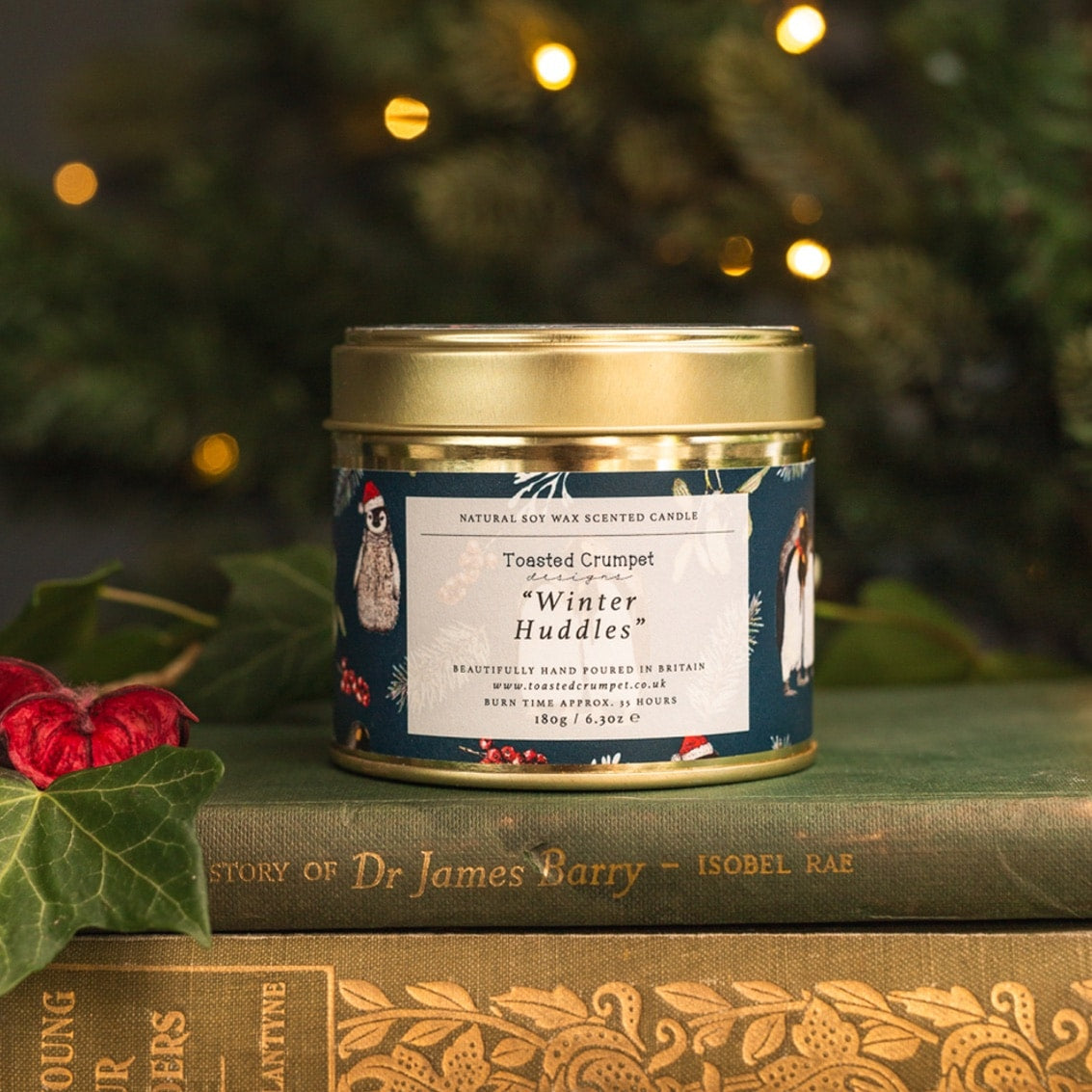 Winter Huddles Candle in Matt Gold Tin