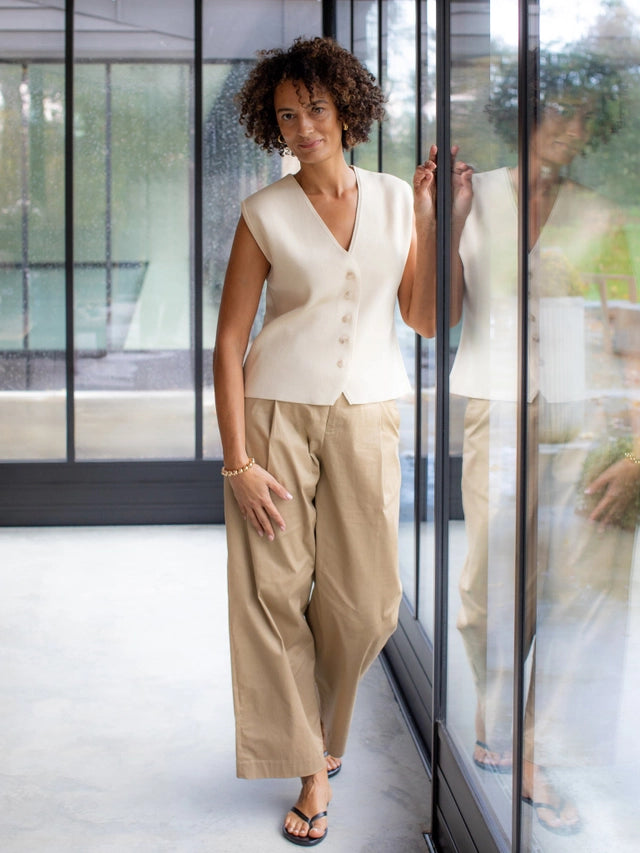 Amelia Trouser in Dark Beige - Small/Medium