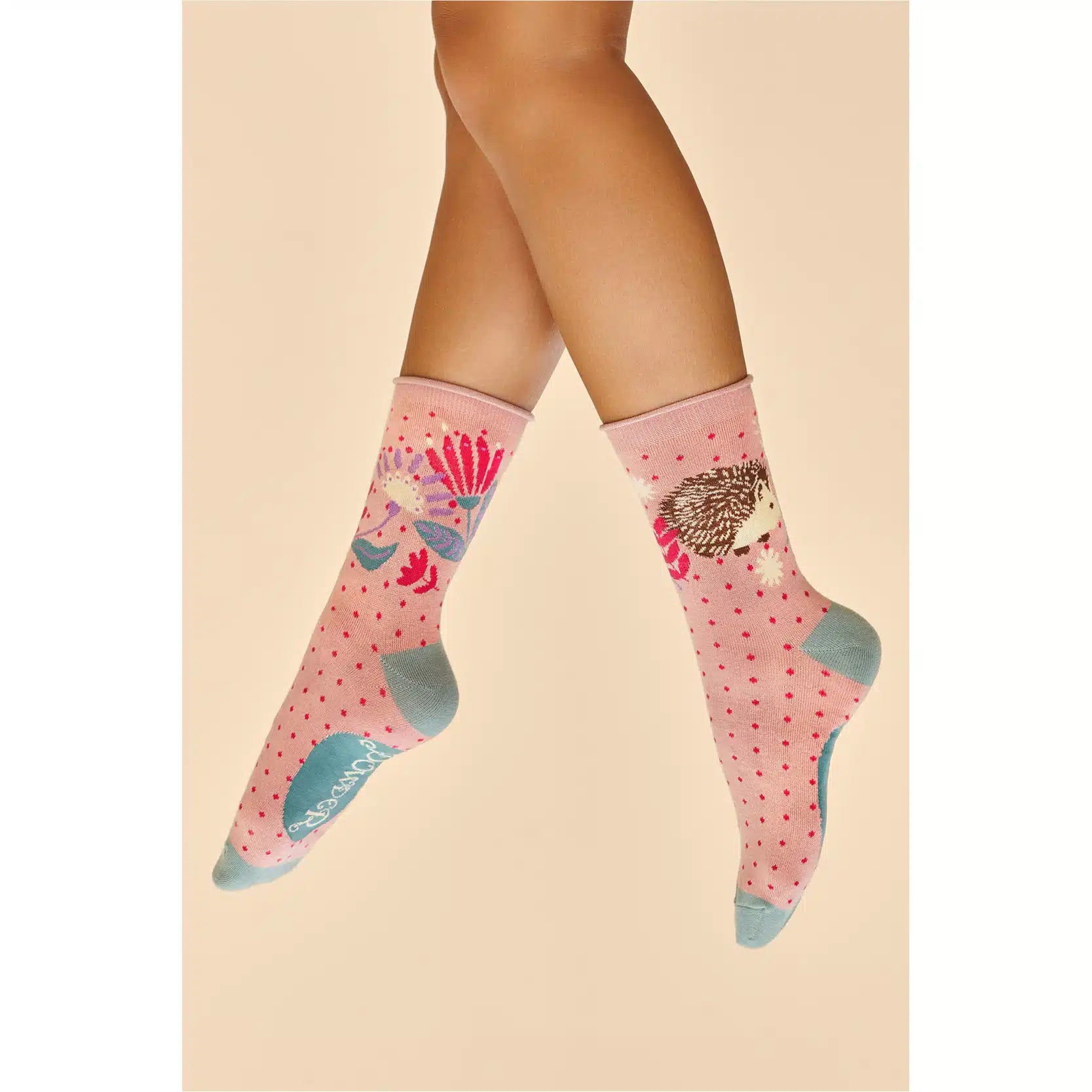 Bamboo Mix Ladies Ankle Socks - Hedgehog Hunting Petal