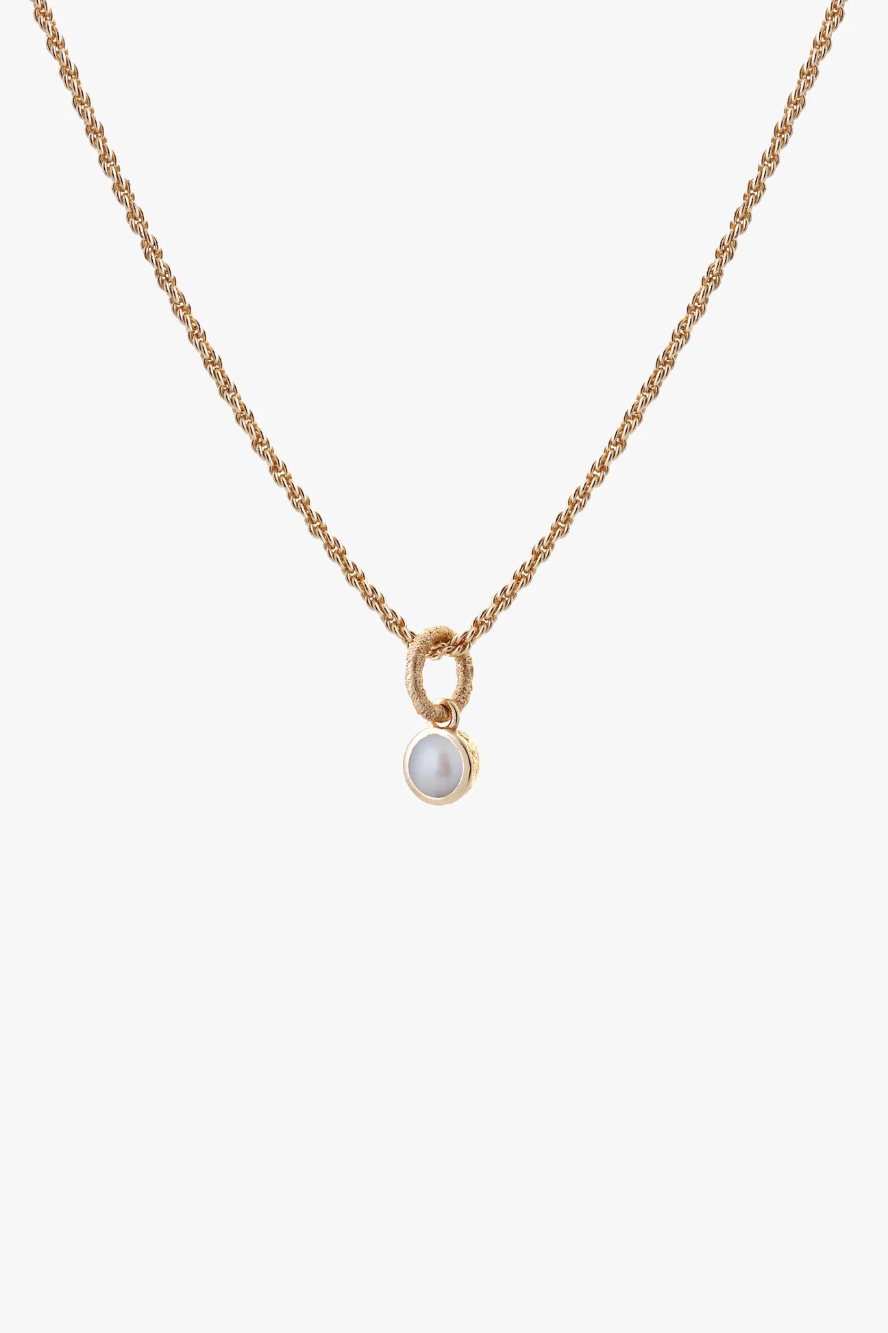 Freshwater Pearl Necklace Gold